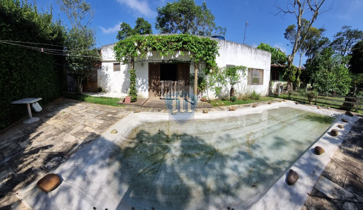 WhatsApp Image 2025-04-19 at 16.03.02 (1)