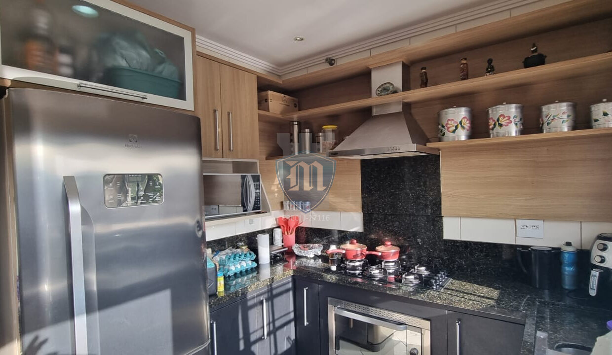 WhatsApp Image 2025-04-24 at 16.13.30 (1)