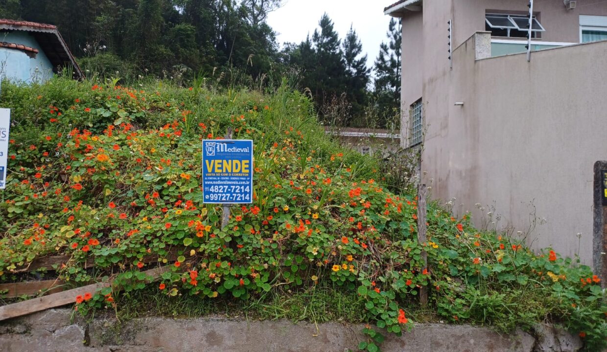 WhatsApp Image 2025-11-04 at 17.30.46 (1)